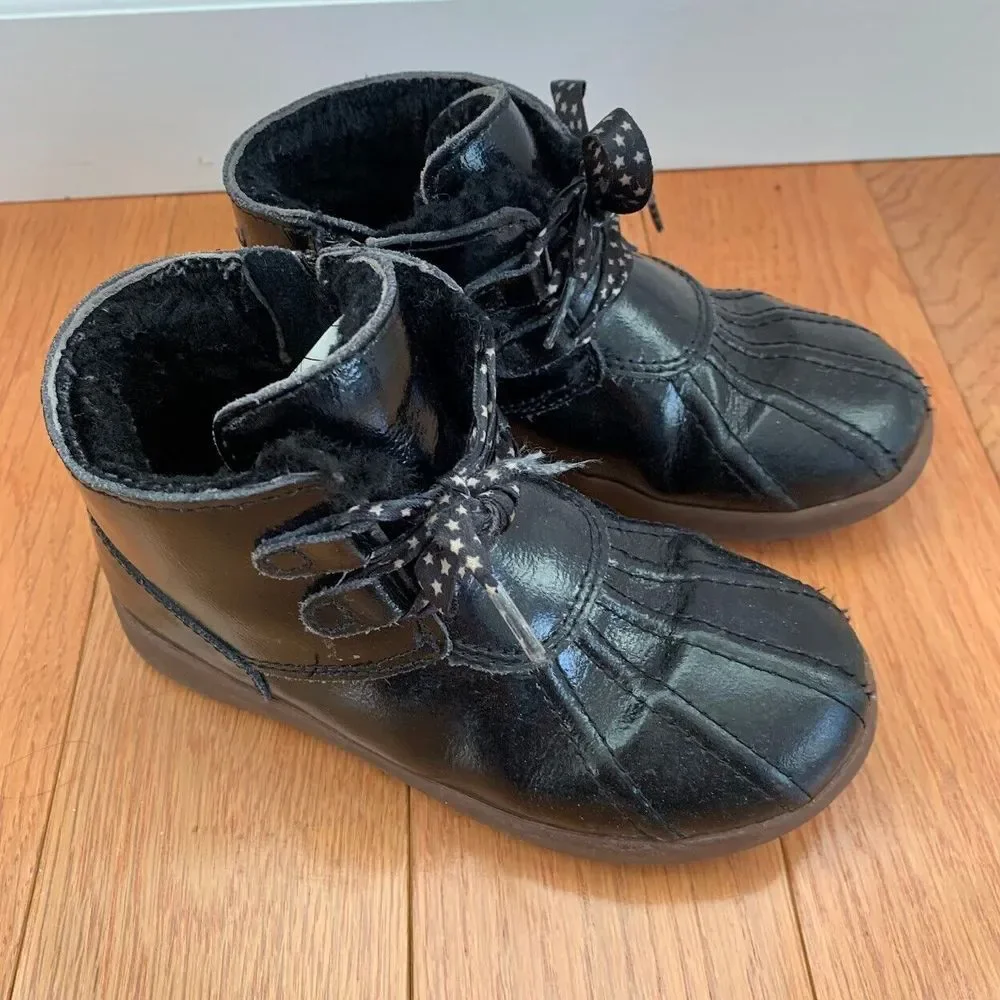 Ugg Toddler Size 10 Black Patent Leather‎ Bootie Warm Sheep Fur Lined 1013414T
